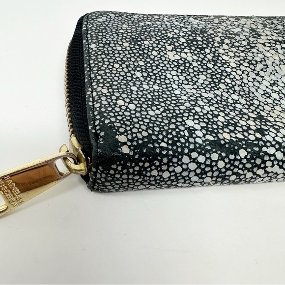 Badgley Mischka Leather Zip Around Wallet - Picture 4 of 7